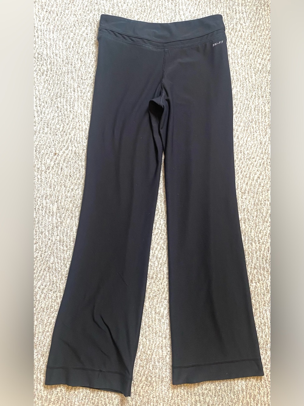 Nike Dri-fit Black Athletic Yoga Pants High-Rise Flare Leg Bootcut Size Small - Picture 4 of 9